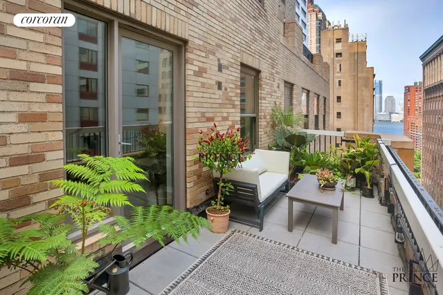 88 Greenwich Street