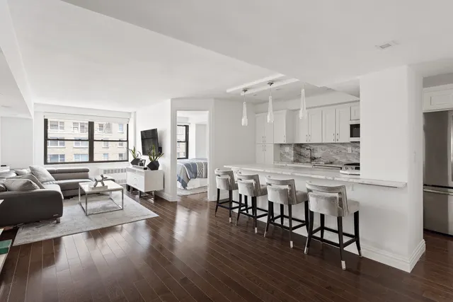 345 East 81st Street