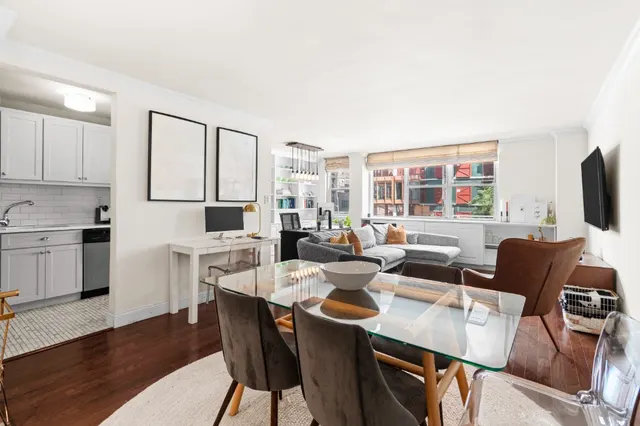 32 Gramercy Park South