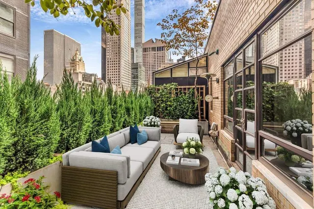 45 West 54th Street