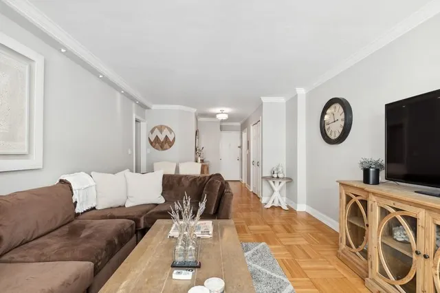 311 East 71st Street