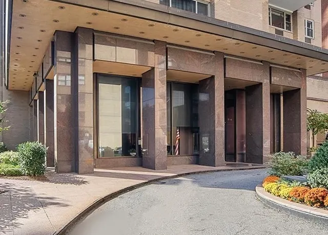 250 East 87th Street