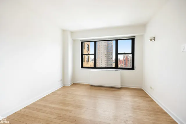 345 East 80th Street