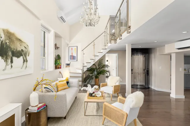 4 Lexington Avenue