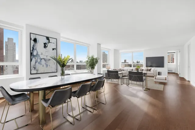 200 East 94th Street