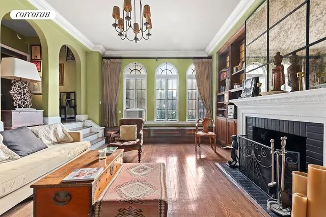 45 East 9th Street
