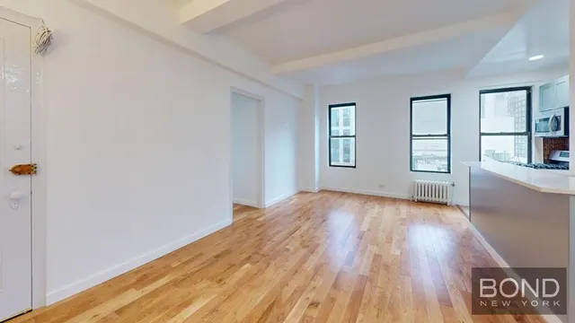 201 East 35th Street