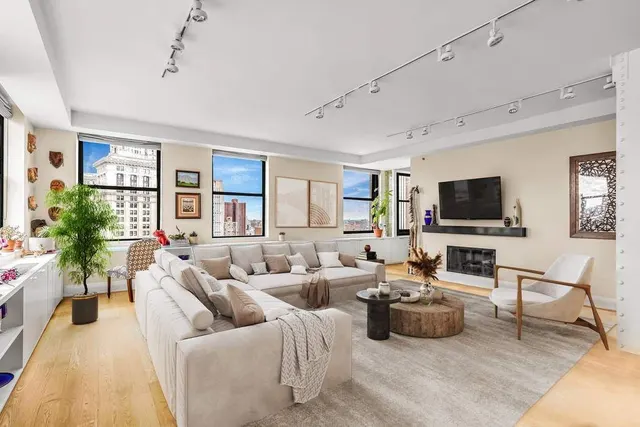 150 Nassau Street
