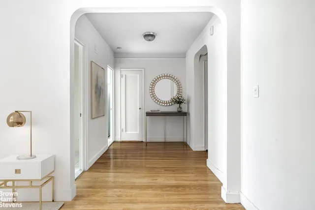 8 East 48th Street