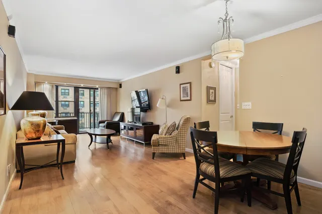 345 East 80th Street
