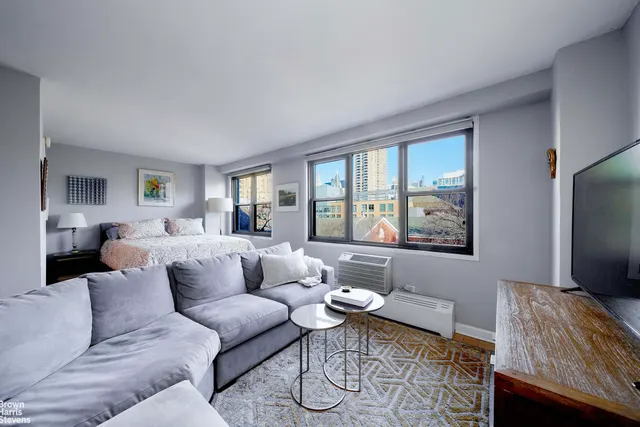 230 East 15th Street