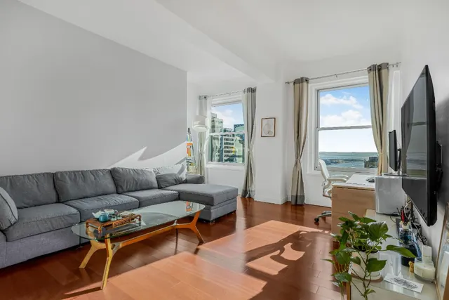 88 Greenwich Street