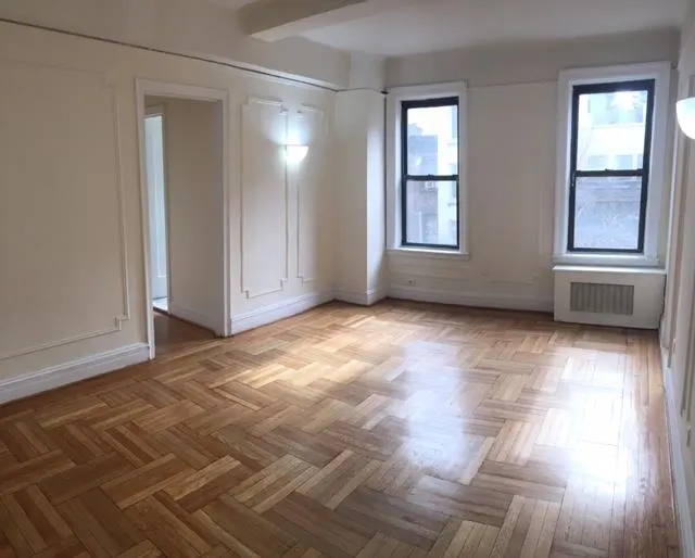 201 East 35th Street