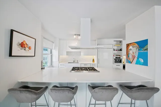 150 East 61st Street