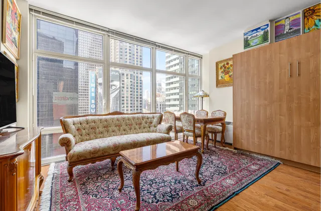 1600 Broadway