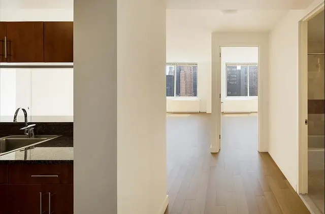 260 West 54th Street