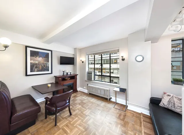 140 East 40th Street