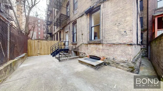 441 West 51st Street