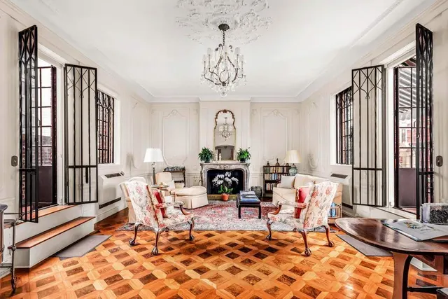44 Gramercy Park North