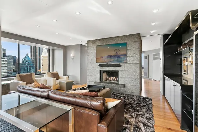 200 East 61st Street