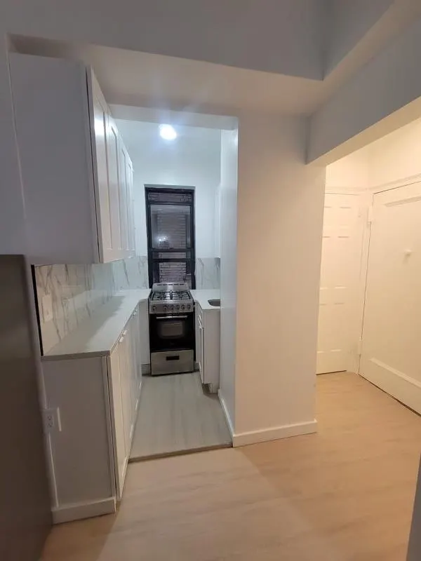 201 East 35th Street