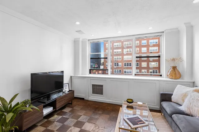 32 Gramercy Park South