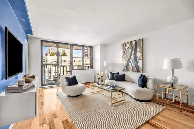 444 East 86th Street