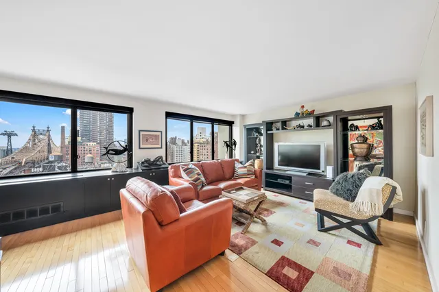 300 East 59th Street