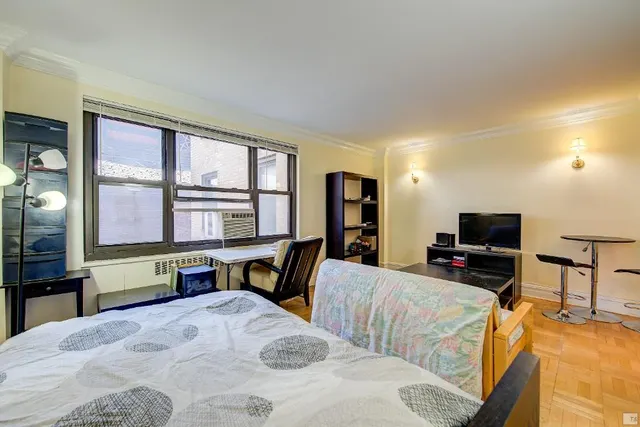 135 East 54th Street