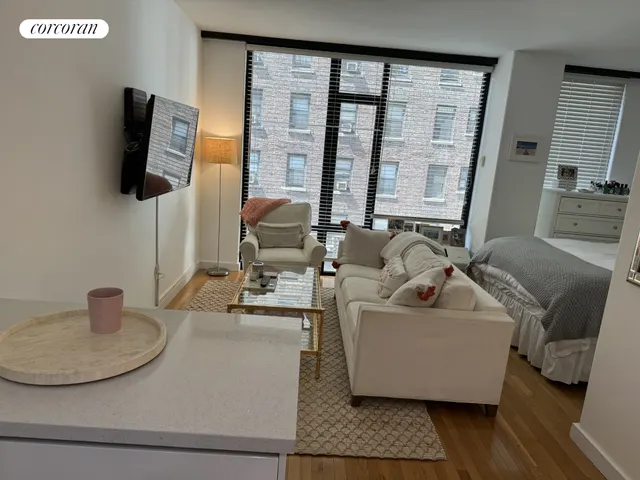 148 East 24th Street