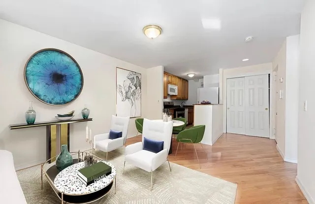4 West 104th Street