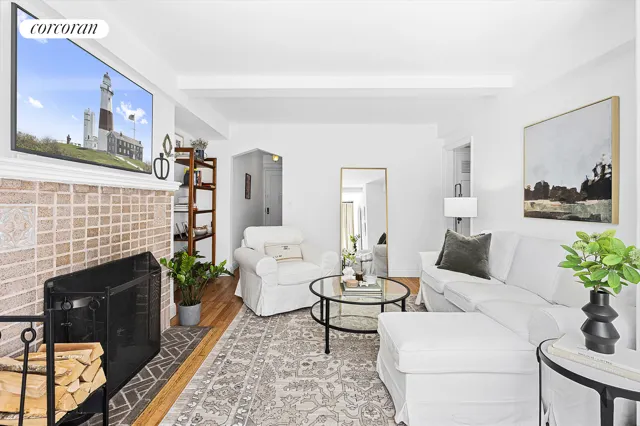 102 East 22nd Street