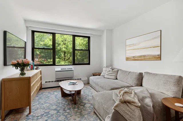 230 East 15th Street