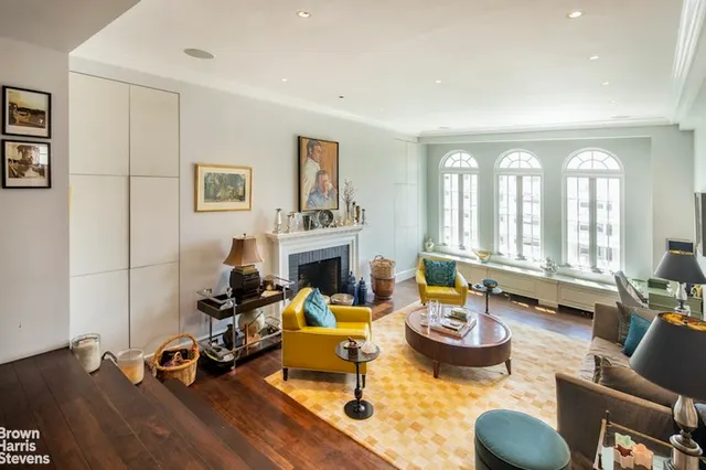 45 East 9th Street