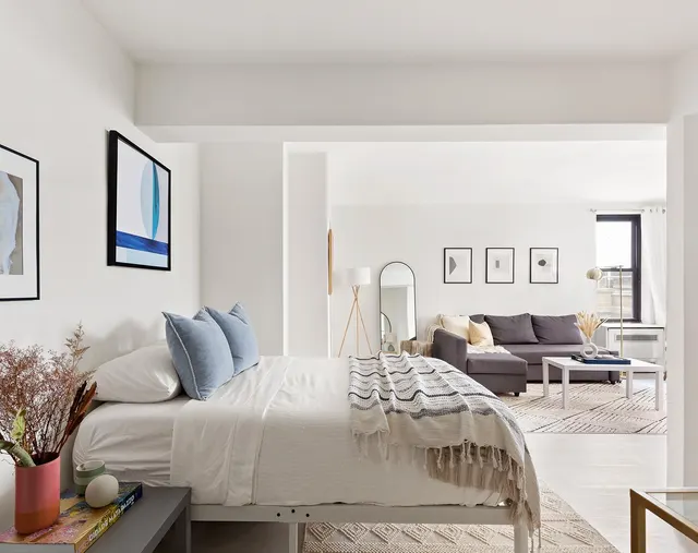 305 East 72nd Street