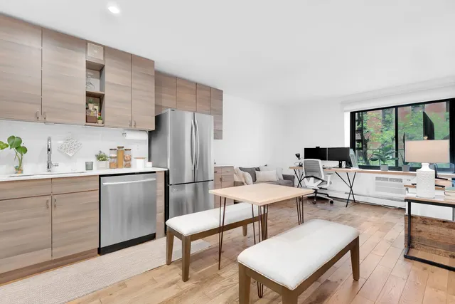 160 East 26th Street