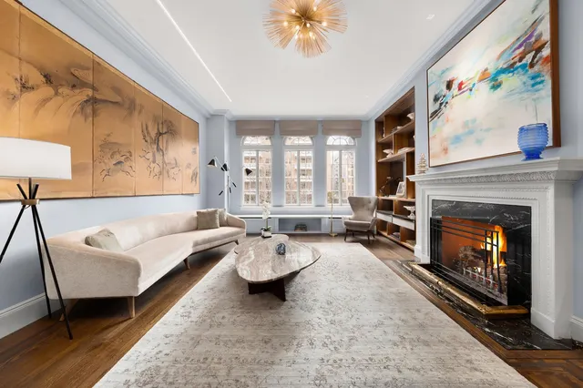 45 East 9th Street