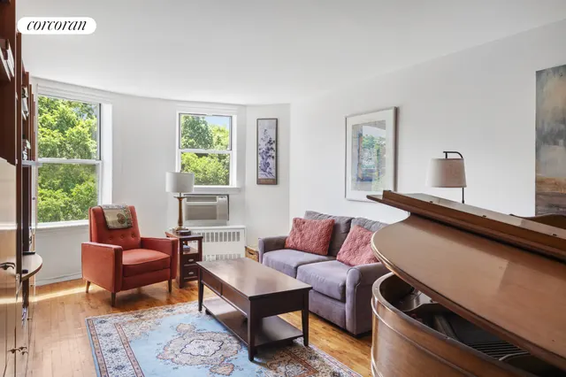 446 Central Park West