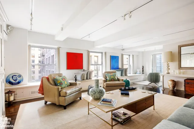 176 Broadway
