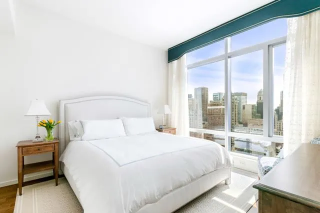 18 West 48th Street
