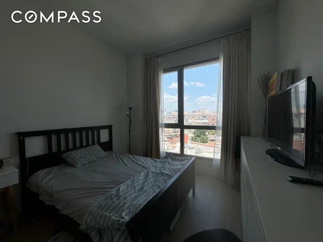 22-43 Jackson Avenue