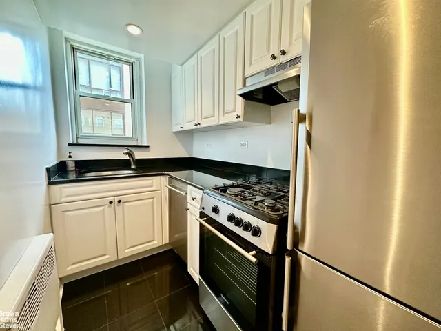 201 East 19th Street