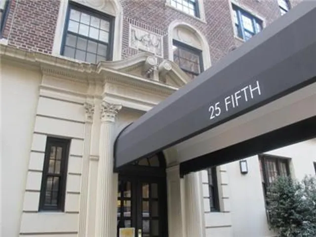 25 Fifth Avenue