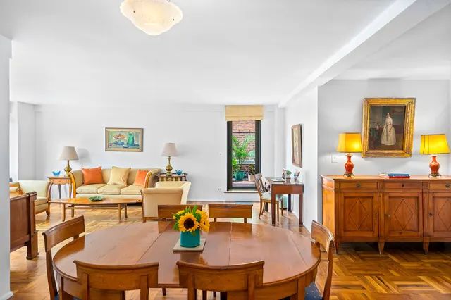 425 East 63rd Street