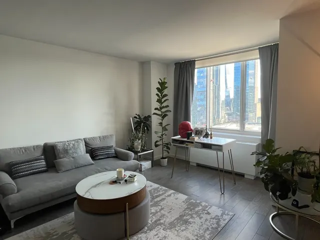 650 West 42nd Street