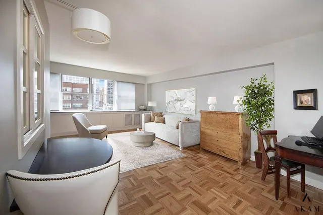300 East 71st Street