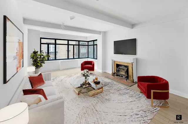 25 West 54th Street