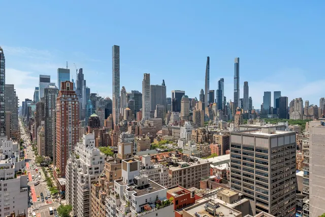200 East 69th Street