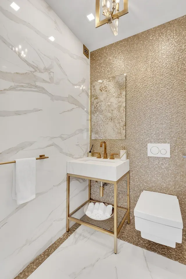 200 East 69th Street