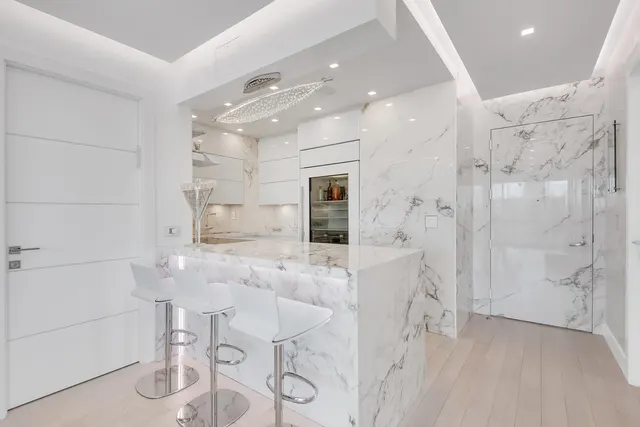 200 East 69th Street